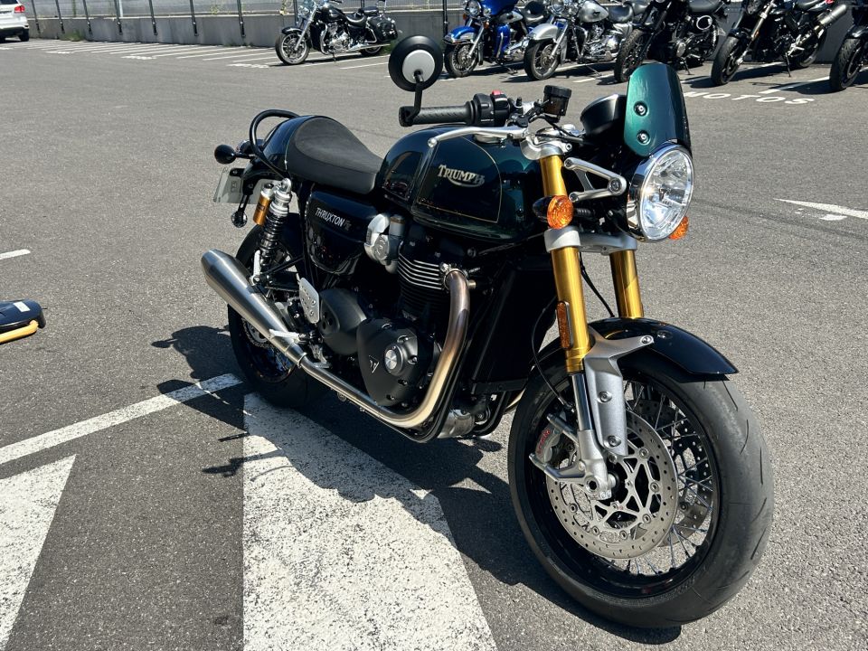 TRIUMPH THRUXTON 1200 RS 4