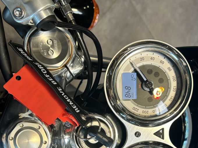 TRIUMPH THRUXTON 1200 RS 4