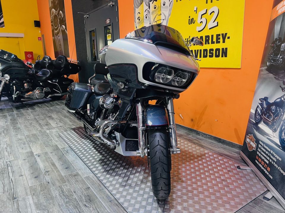 HARLEY-DAVIDSON TOURING ROAD GLIDE 1923 CVO 4