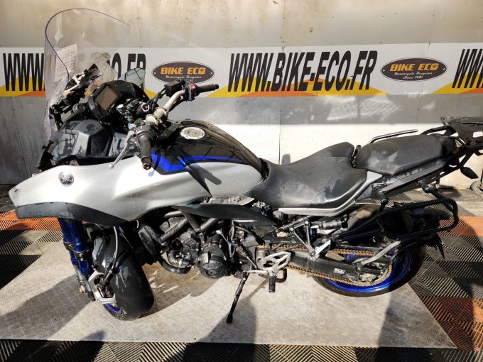 YAMAHA NIKEN 900 4