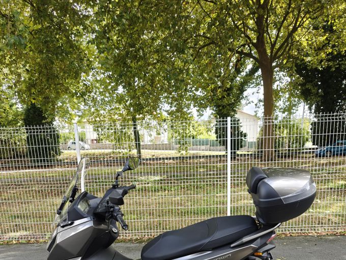 KYMCO SKYTOWN 125 4