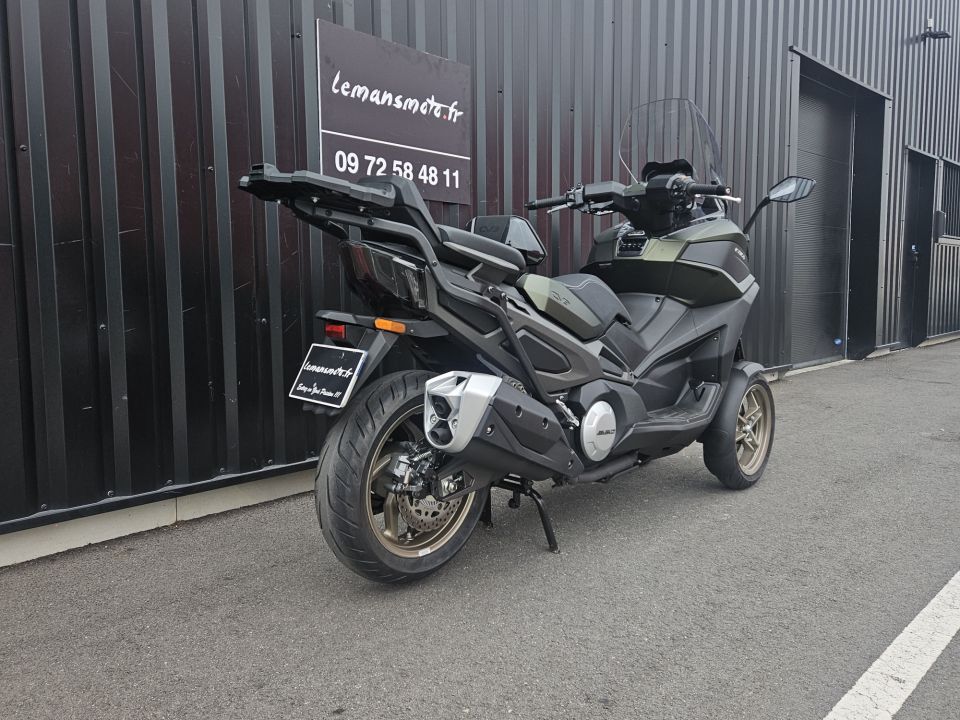 KYMCO CV3 550 4