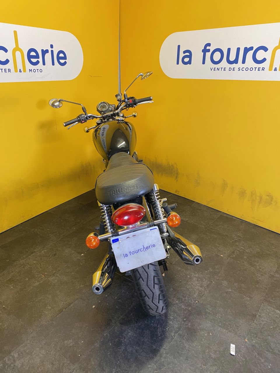 TRIUMPH BONNEVILLE 865 T100 4