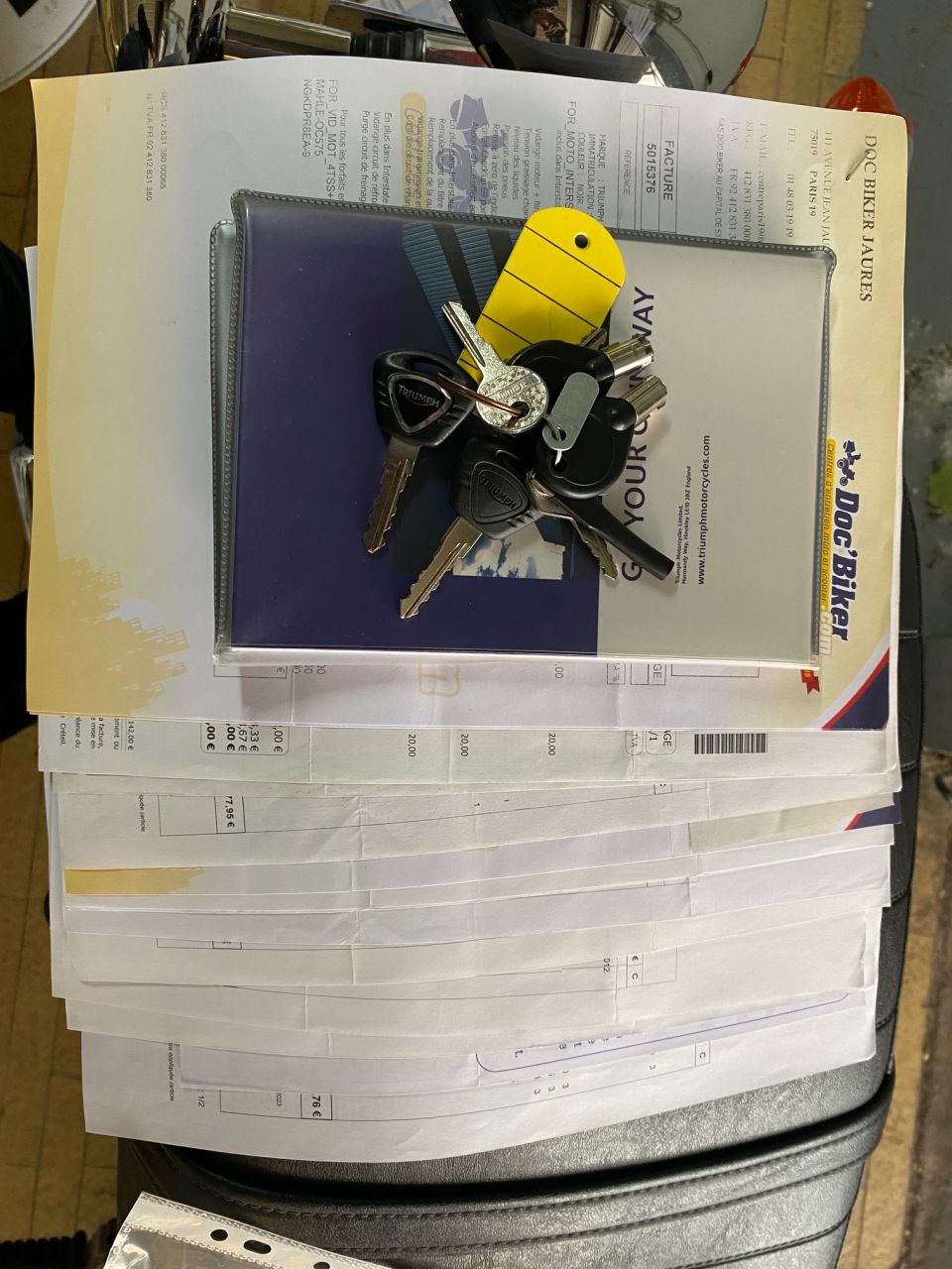 TRIUMPH BONNEVILLE 865 T100 4