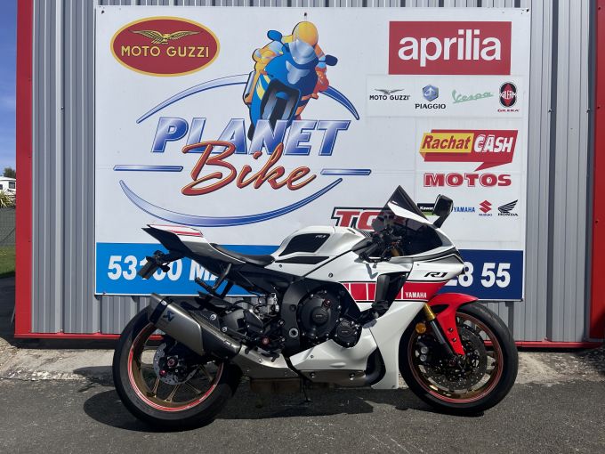 YAMAHA YZF-R1 WORLD GP 60TH ANNIVERSARY 4