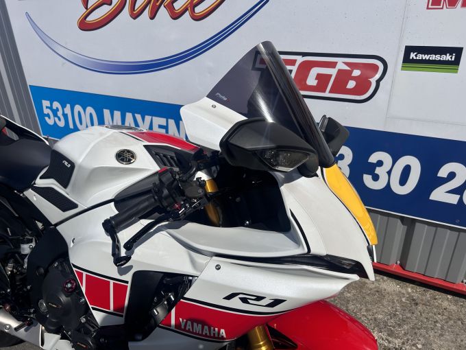 YAMAHA YZF-R1 WORLD GP 60TH ANNIVERSARY 4