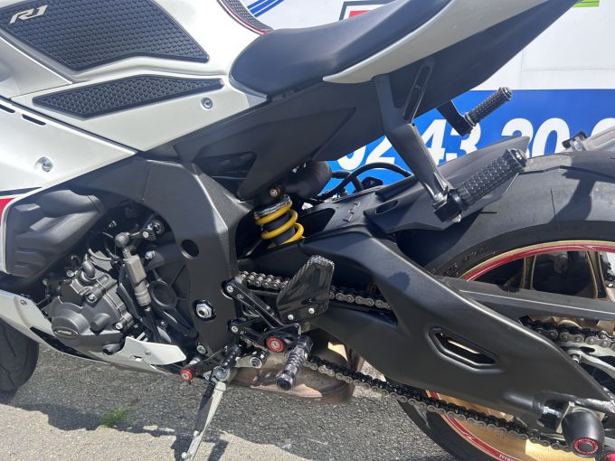 YAMAHA YZF-R1 WORLD GP 60TH ANNIVERSARY 4