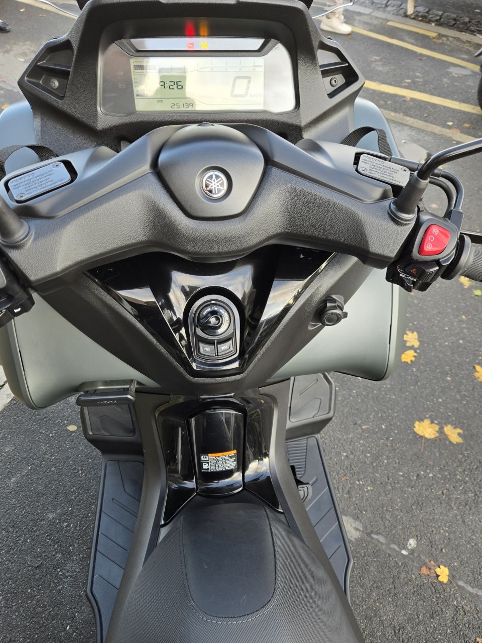 YAMAHA TRICITY 300 4