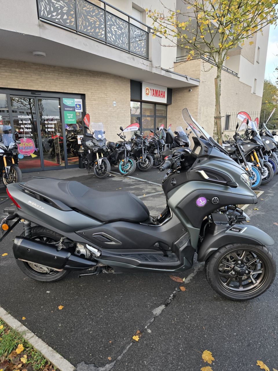 YAMAHA TRICITY 300 4