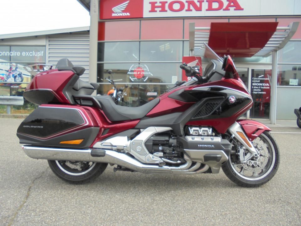 HONDA GoldWing Touring DCT Airbag 4
