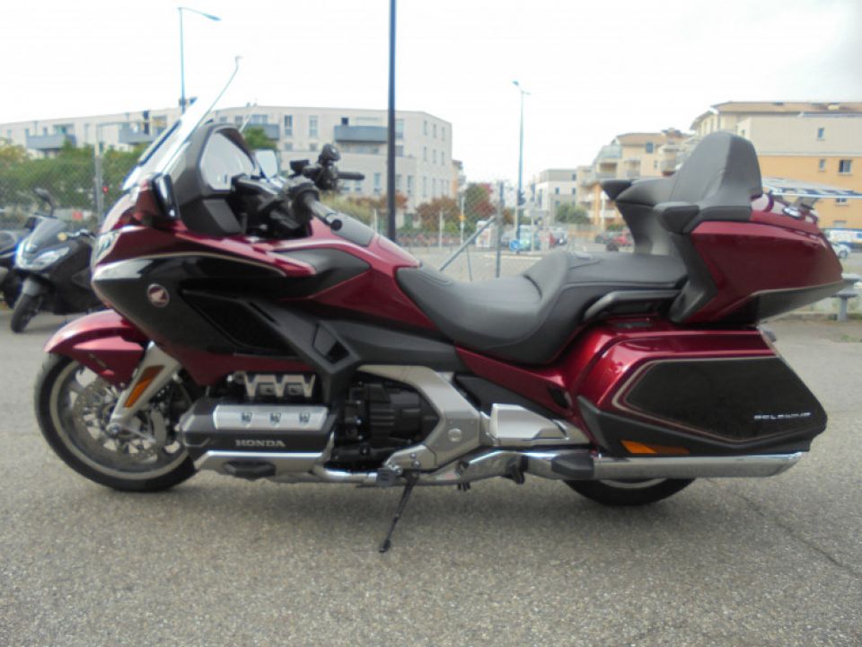 HONDA GoldWing Touring DCT Airbag 4