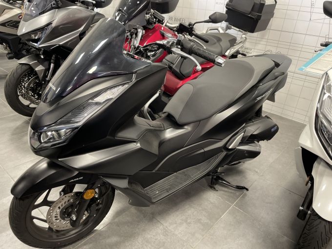 HONDA PCX 125 4