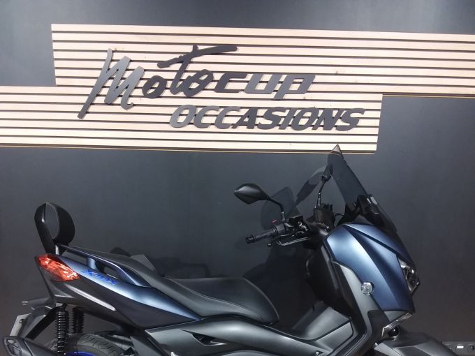 YAMAHA XMAX 125 4