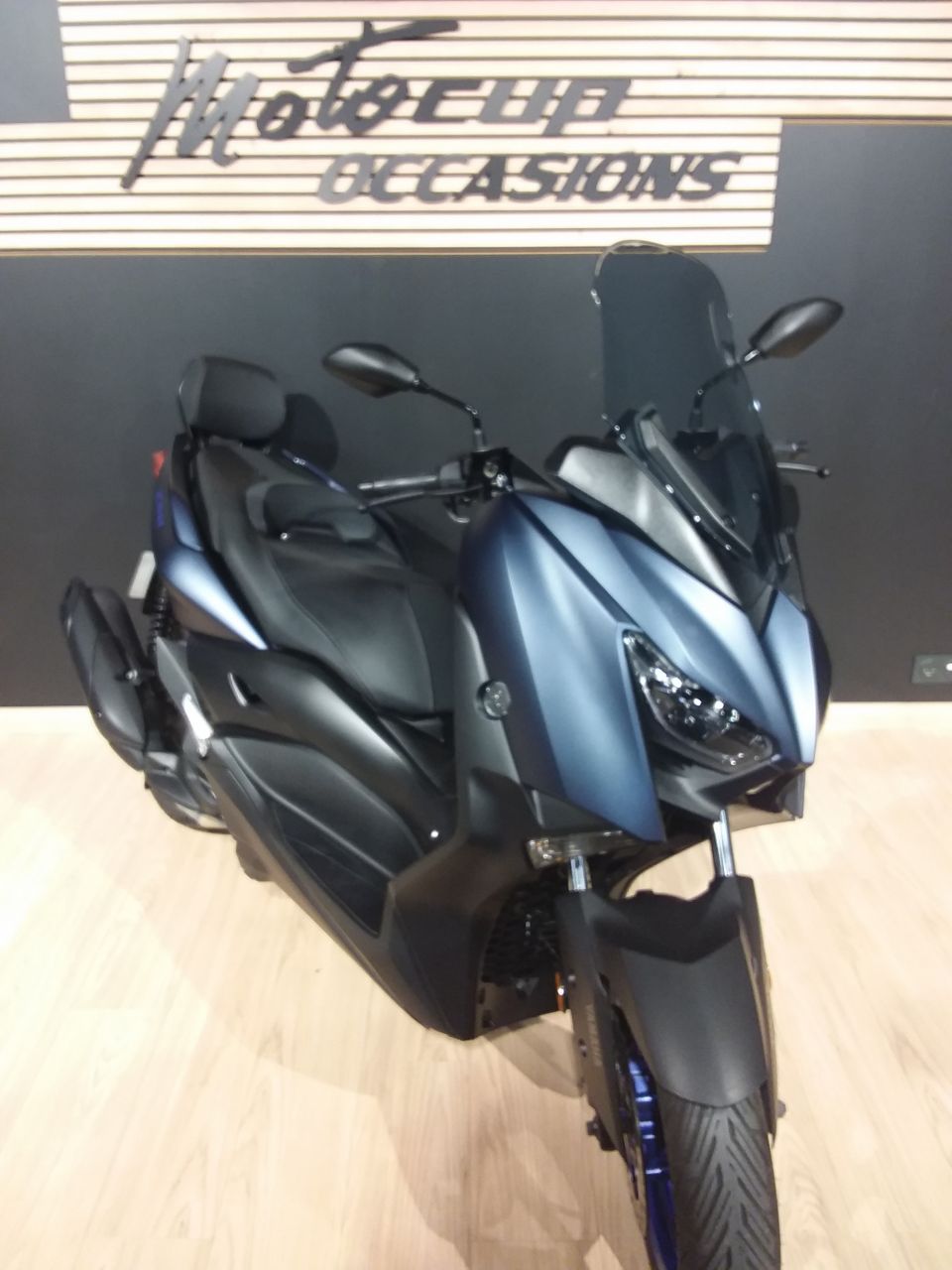 YAMAHA XMAX 125 4