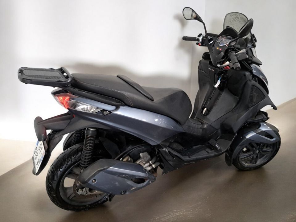 PIAGGIO MP3 300LT YOURBAN 4