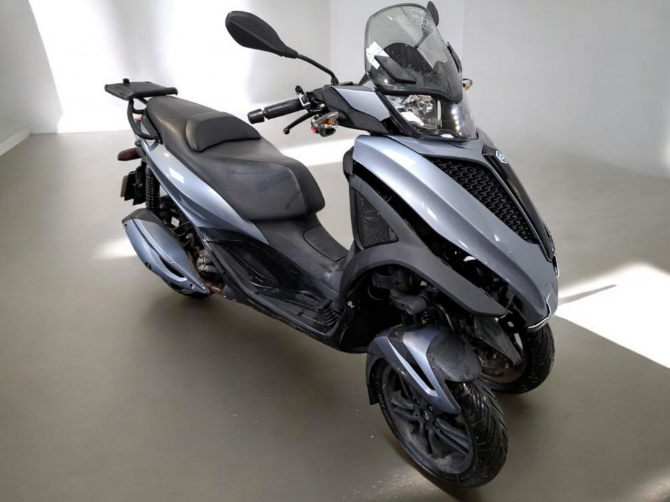 PIAGGIO MP3 300LT YOURBAN 4