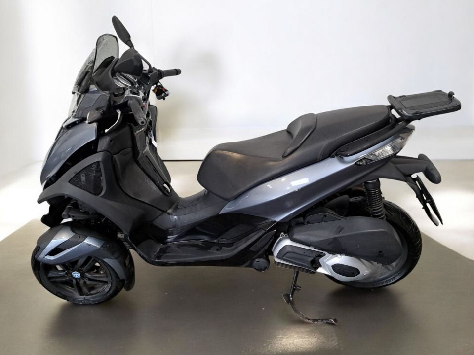 PIAGGIO MP3 300LT YOURBAN 4