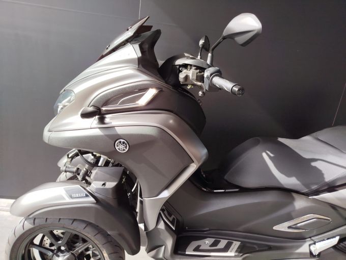 YAMAHA TRICITY 300 4