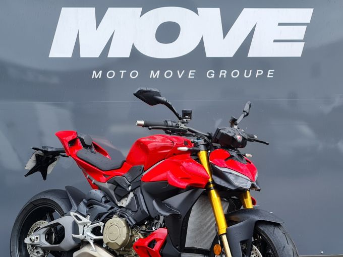 DUCATI STREETFIGHTER V4S 4