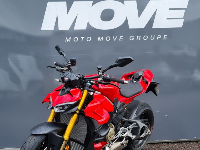 DUCATI STREETFIGHTER V4S 4