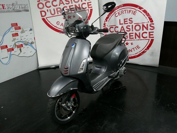 VESPA PRIMAVERA 125 4