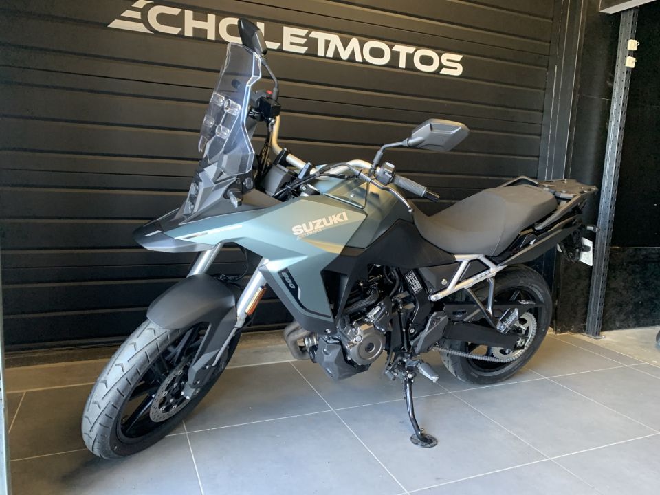 SUZUKI V-STROM 800SE 4