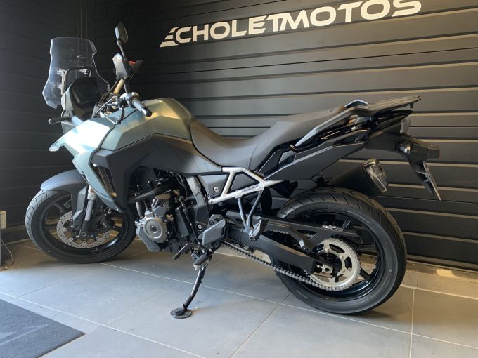 SUZUKI V-STROM 800SE 4
