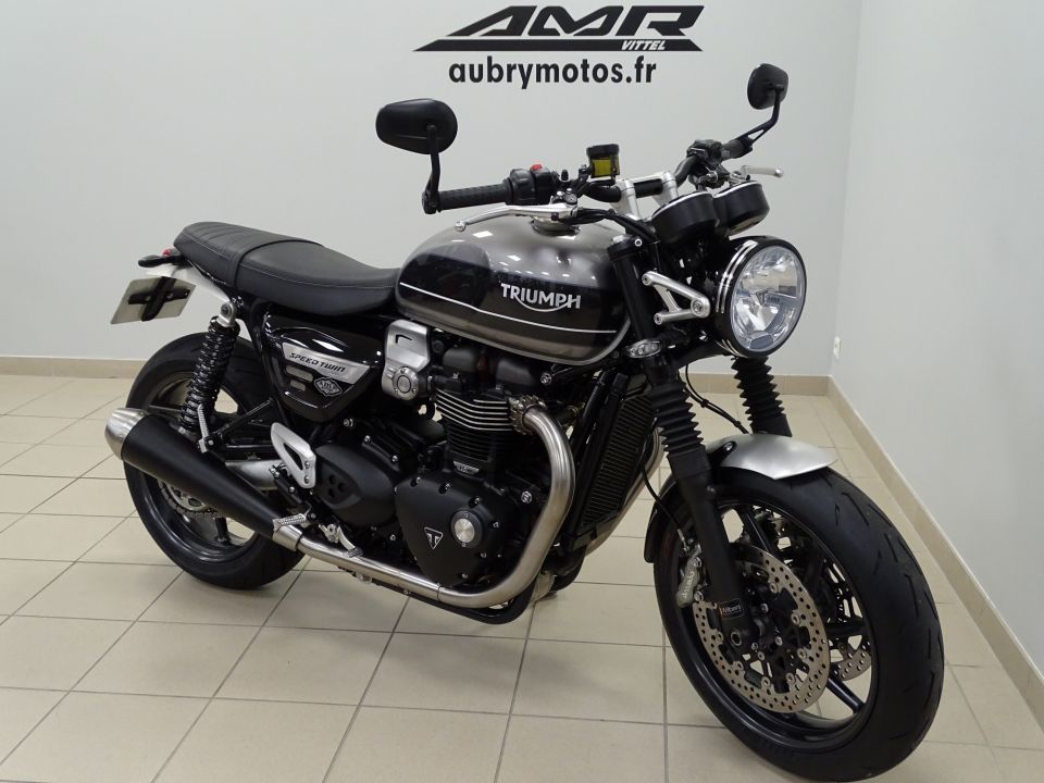 TRIUMPH SPEED TWIN 1200 4