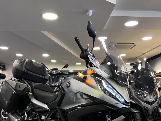 HONDA NT 1100 DCT 4