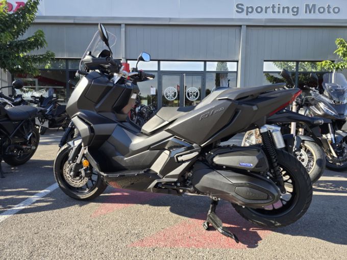 HONDA ADV 350 4