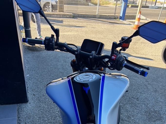 YAMAHA MT-09 SP 4