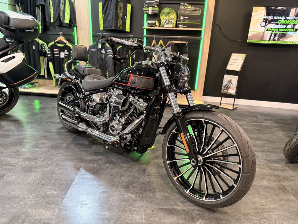 HARLEY-DAVIDSON SOFTAIL BREAKOUT 1923 4