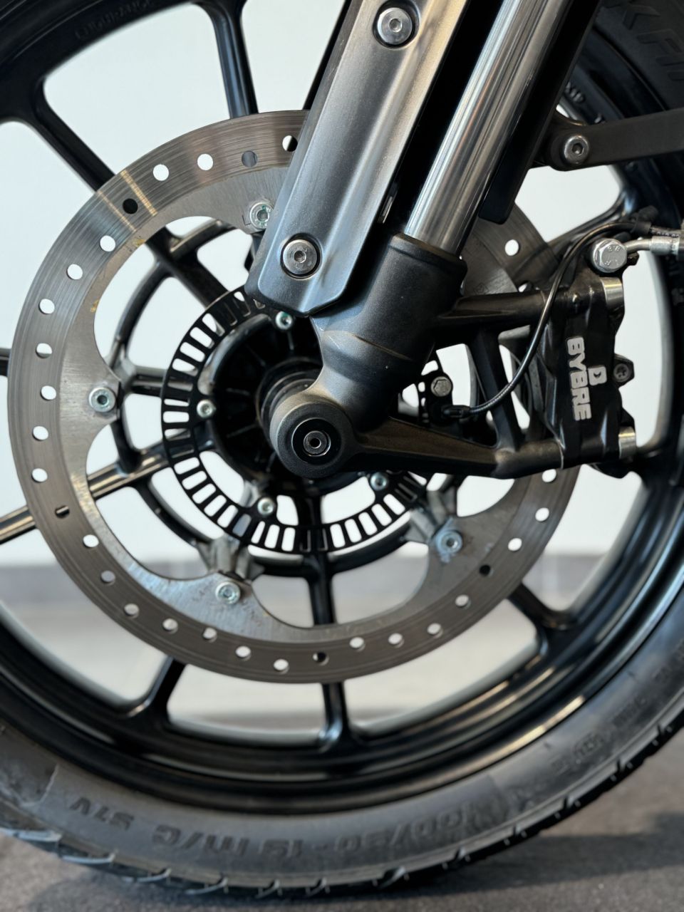 TRIUMPH Scrambler 400 X 4