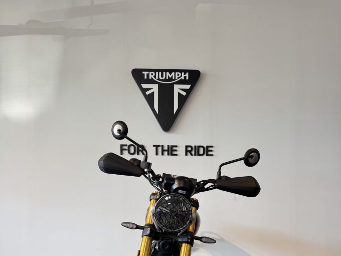 TRIUMPH Scrambler 400 X 4