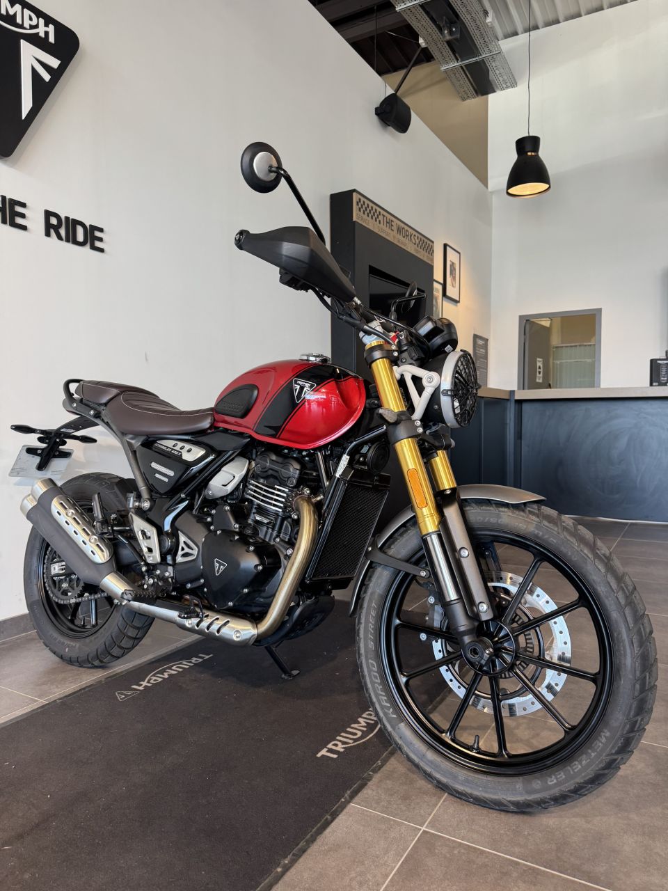 TRIUMPH Scrambler 400 X 4