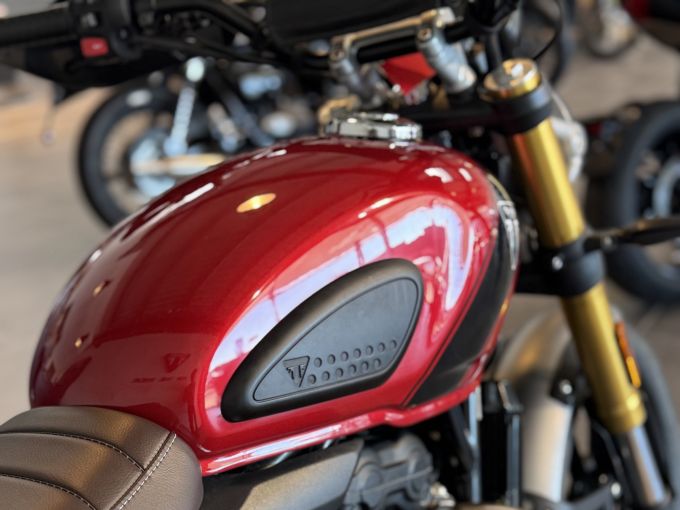 TRIUMPH Scrambler 400 X 4
