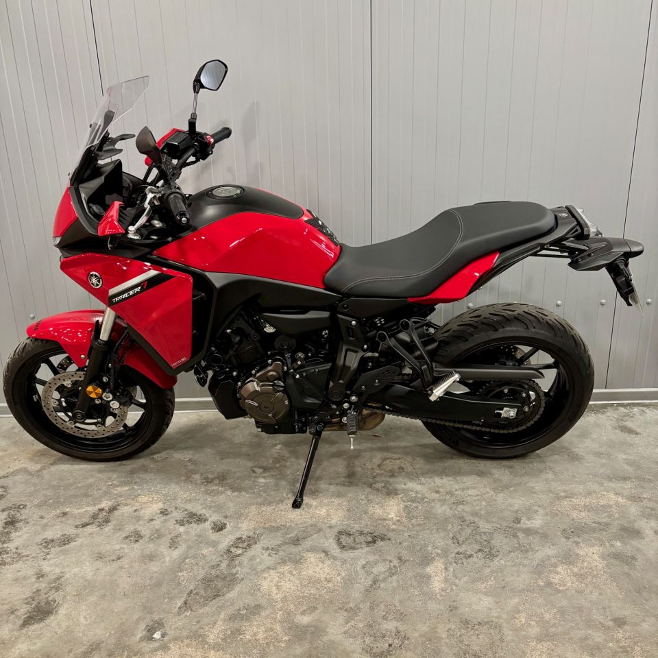 YAMAHA TRACER 7 4