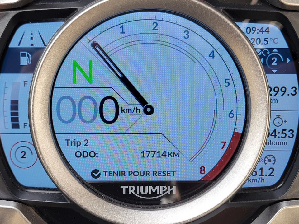 TRIUMPH ROCKET 3 GT 4