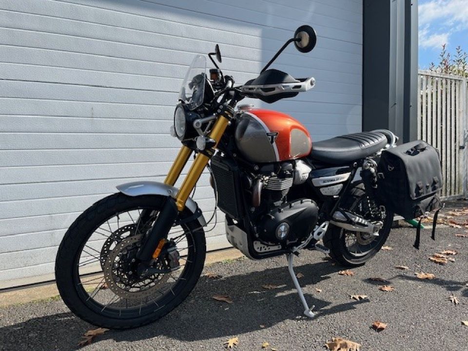 TRIUMPH SCRAMBLER 1200 XE 4
