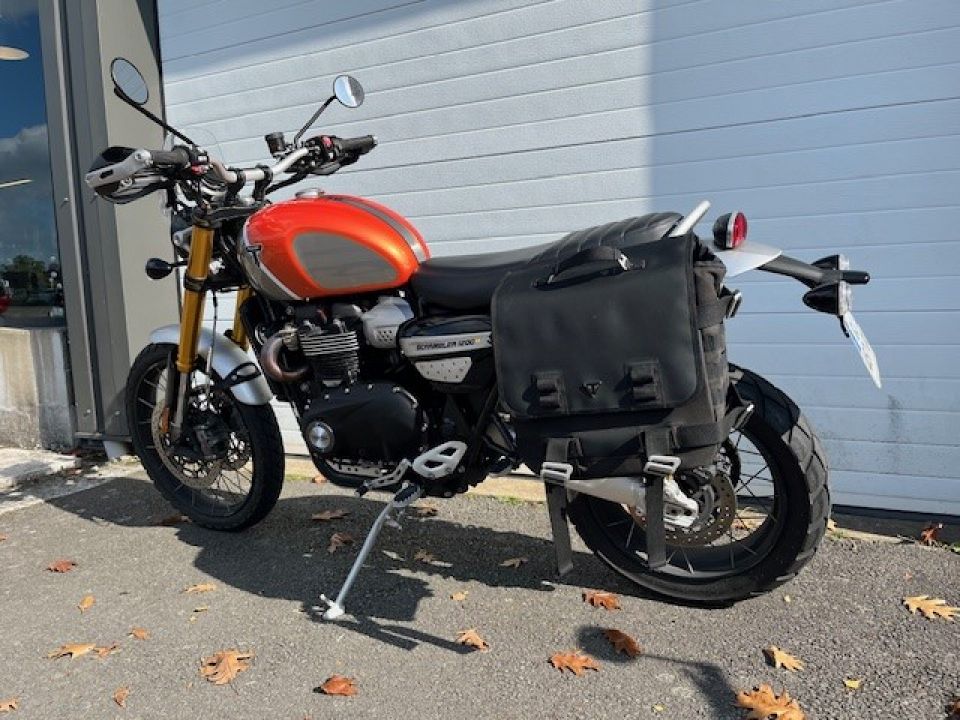 TRIUMPH SCRAMBLER 1200 XE 4