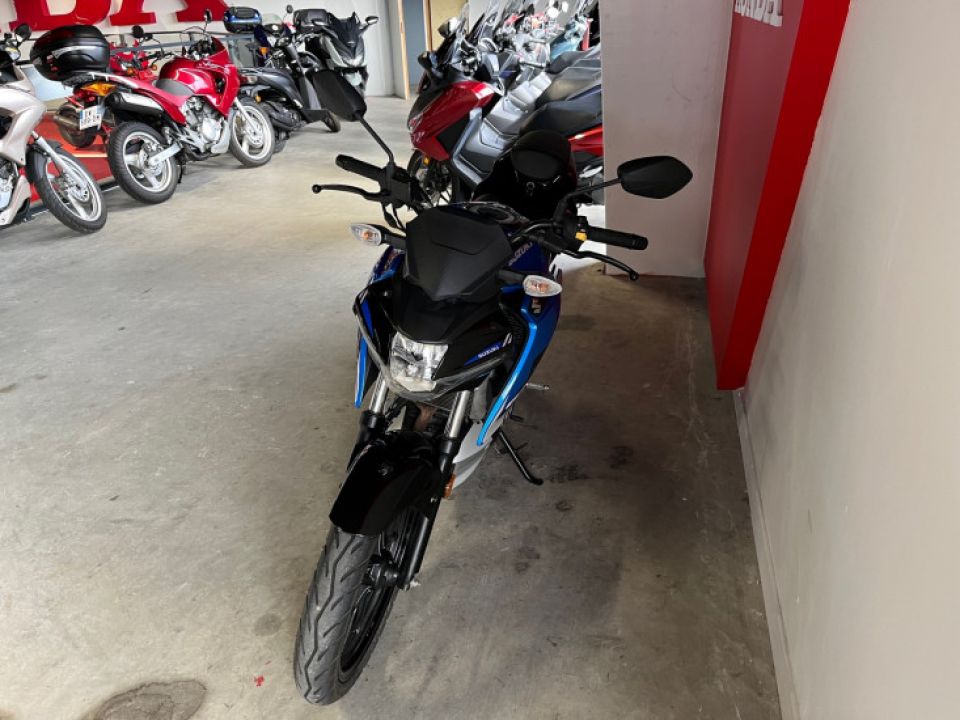 SUZUKI GSX-S 125 ABS 4