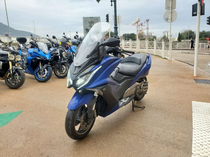 KYMCO AK 550 4