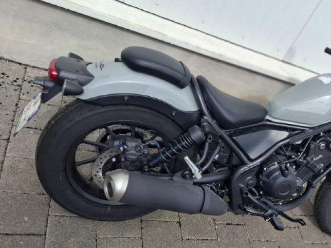 HONDA CMX 500 REBEL 4