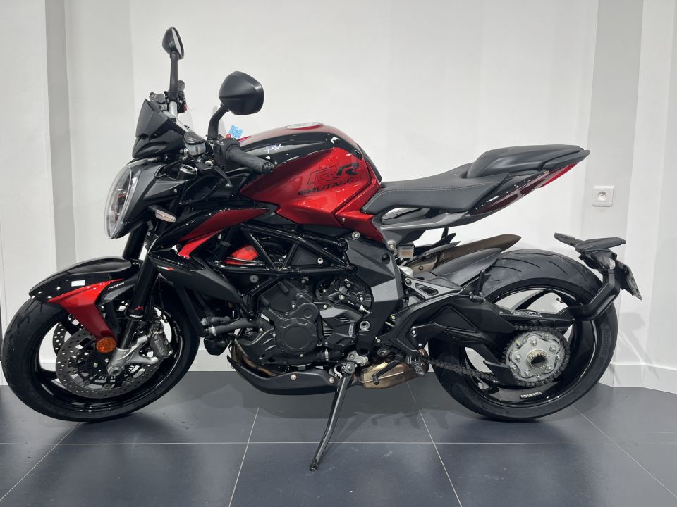 MV AGUSTA BRUTALE 800 RR 4