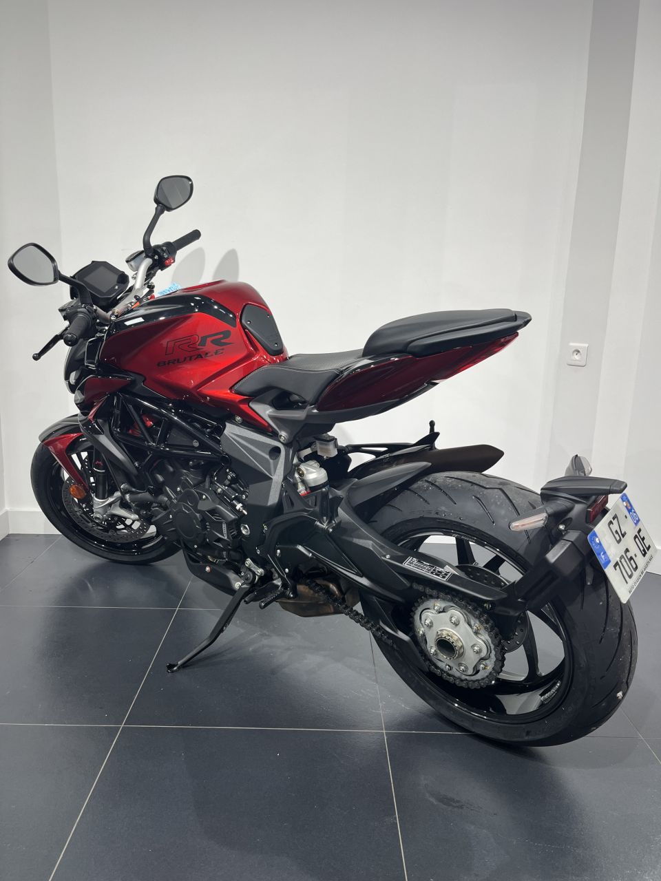 MV AGUSTA BRUTALE 800 RR 4