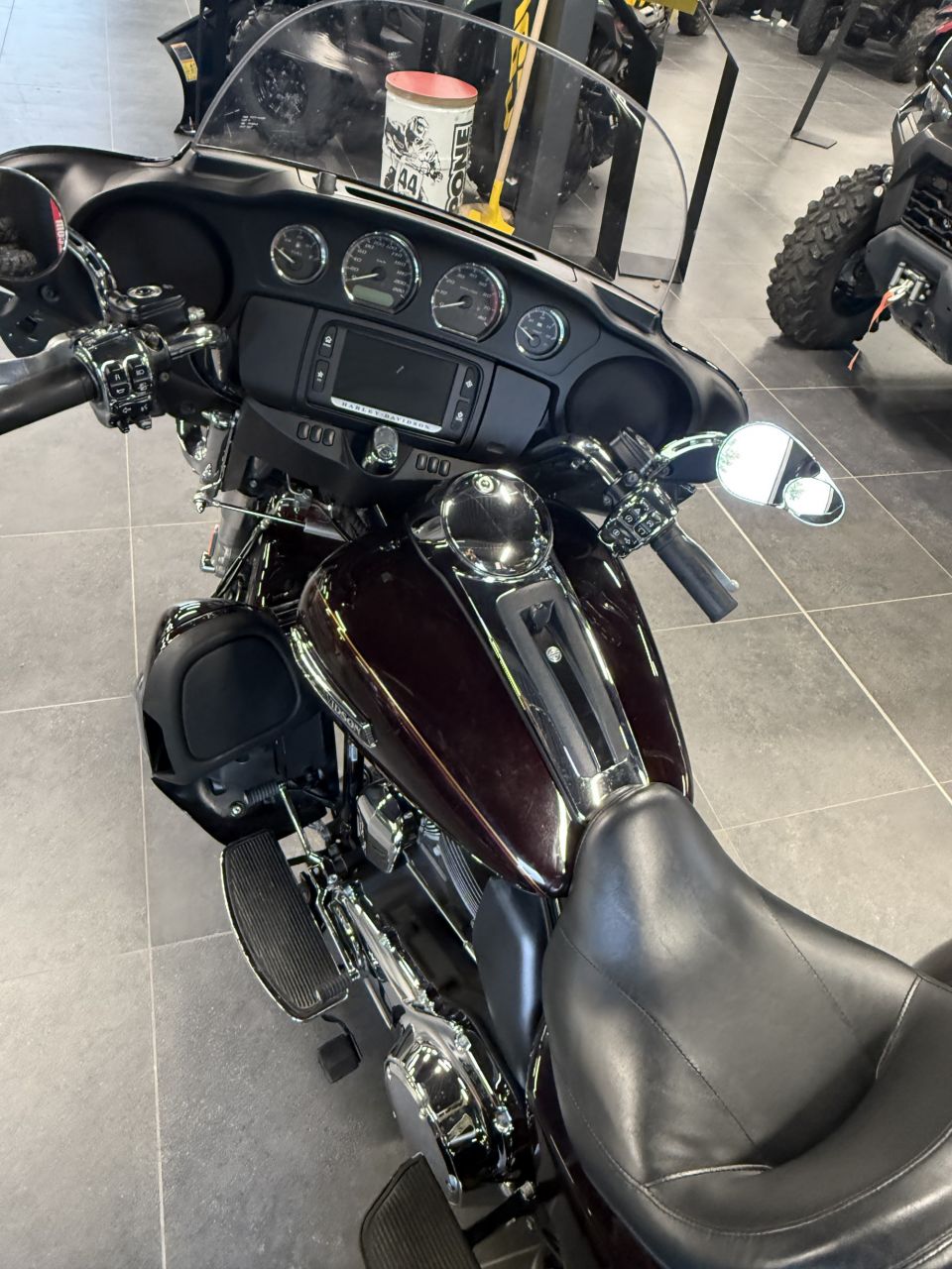 HARLEY-DAVIDSON TRIKE TRI GLIDE 1690 4