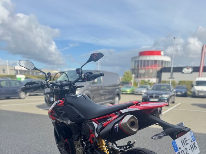 DUCATI HYPERMOTARD 4