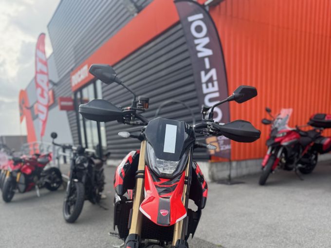 DUCATI HYPERMOTARD 4