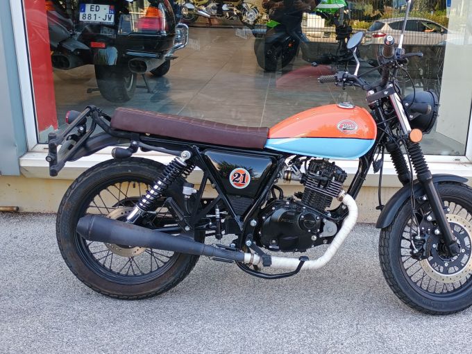 MASH SEVENTY FIVE125 4