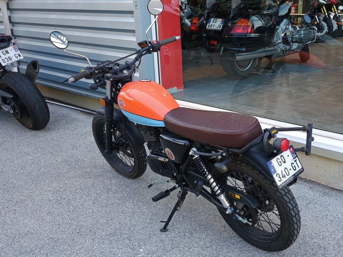 MASH SEVENTY FIVE125 4